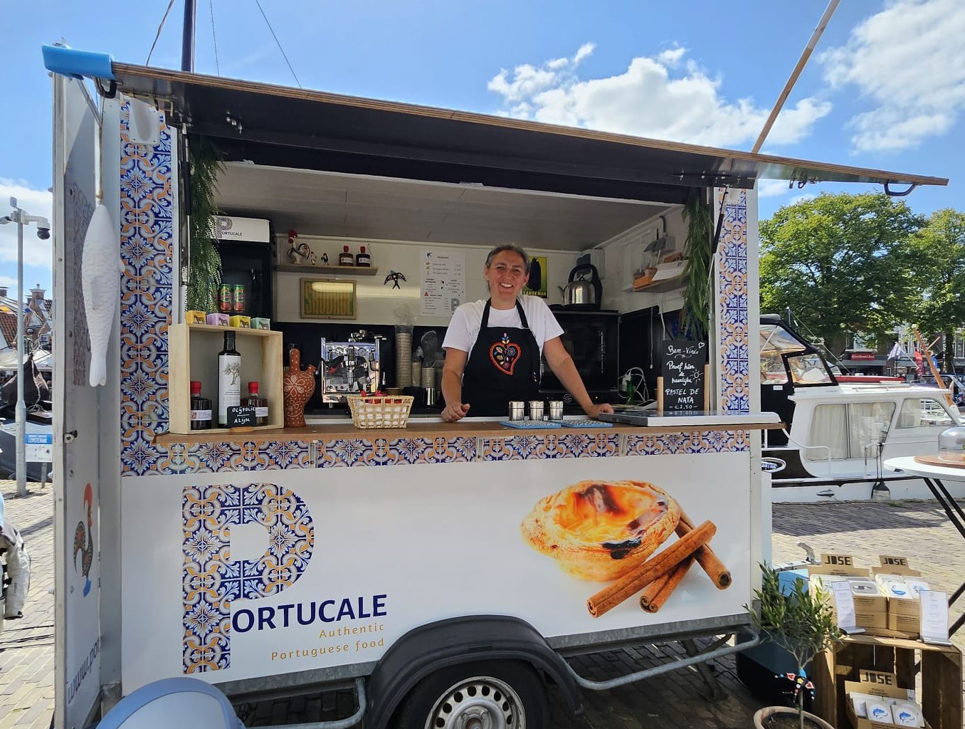 Sandra Florindo in haar foodtruck