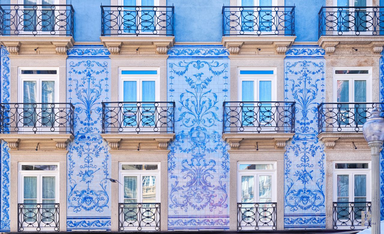 Porto_azulejos Dag 13 van Caminho Português | 13-daagse wandelvakantie, natuurlijk bij Portucale.